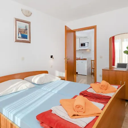 Cozy Apartment In Baska Voda